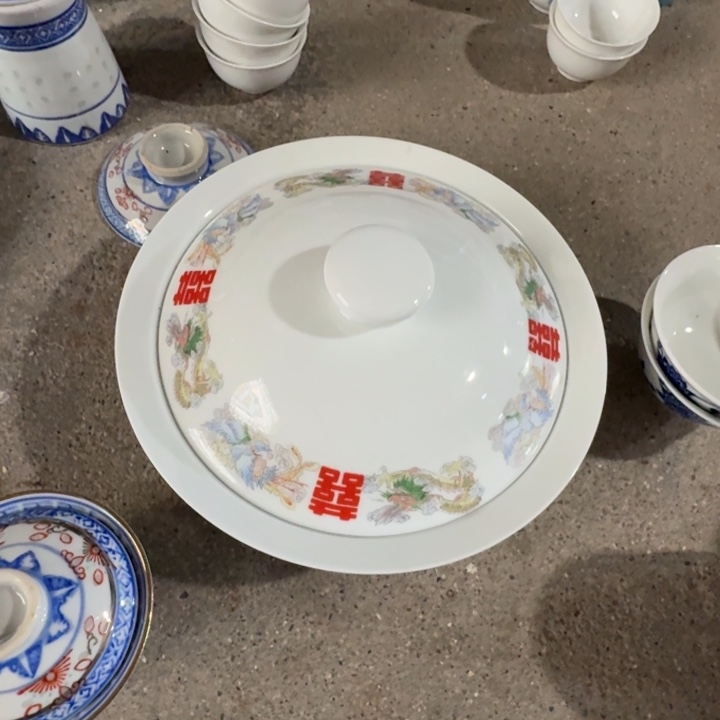 景德镇的陶瓷瓷器