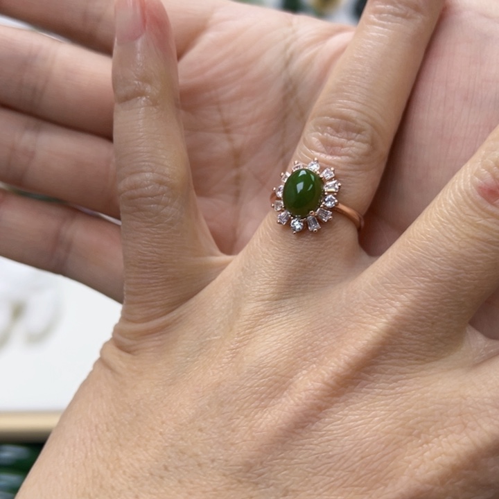 和田玉未镶嵌戒指