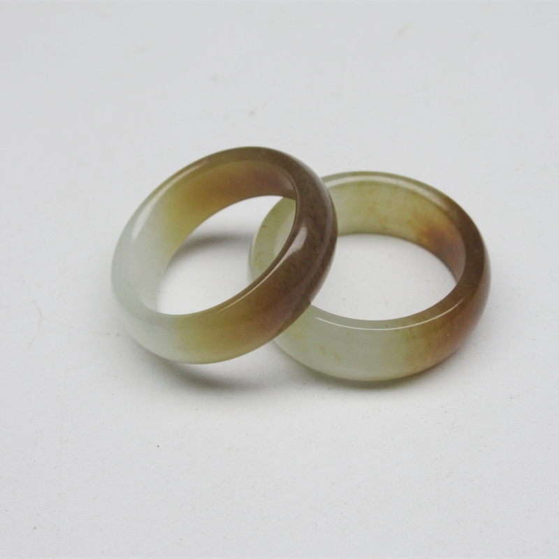 天然玉石新疆和田玉糖白女款戒指 多样性发货 拍一发一