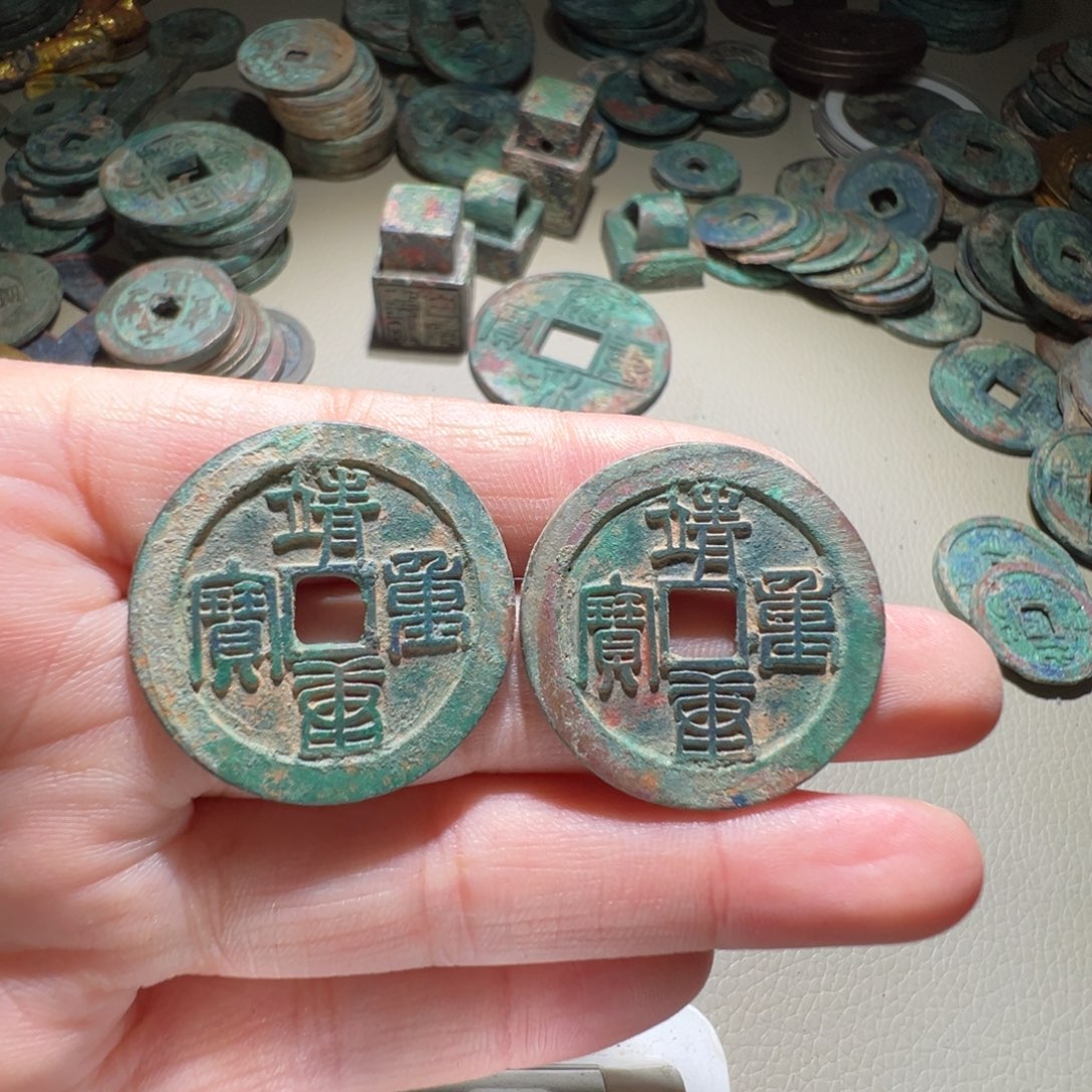 收***，现代文创工艺品花钱