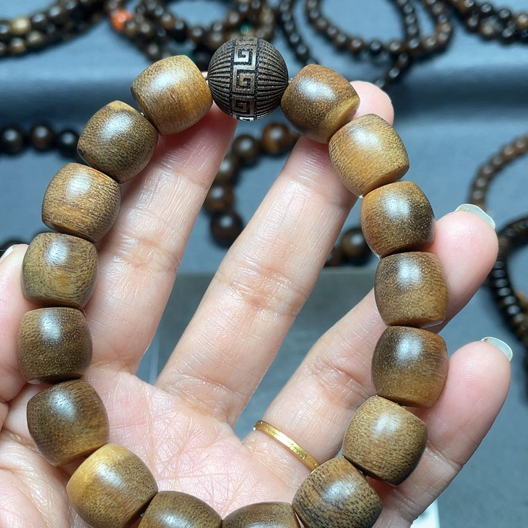 沉香手串无*富森红土1.2