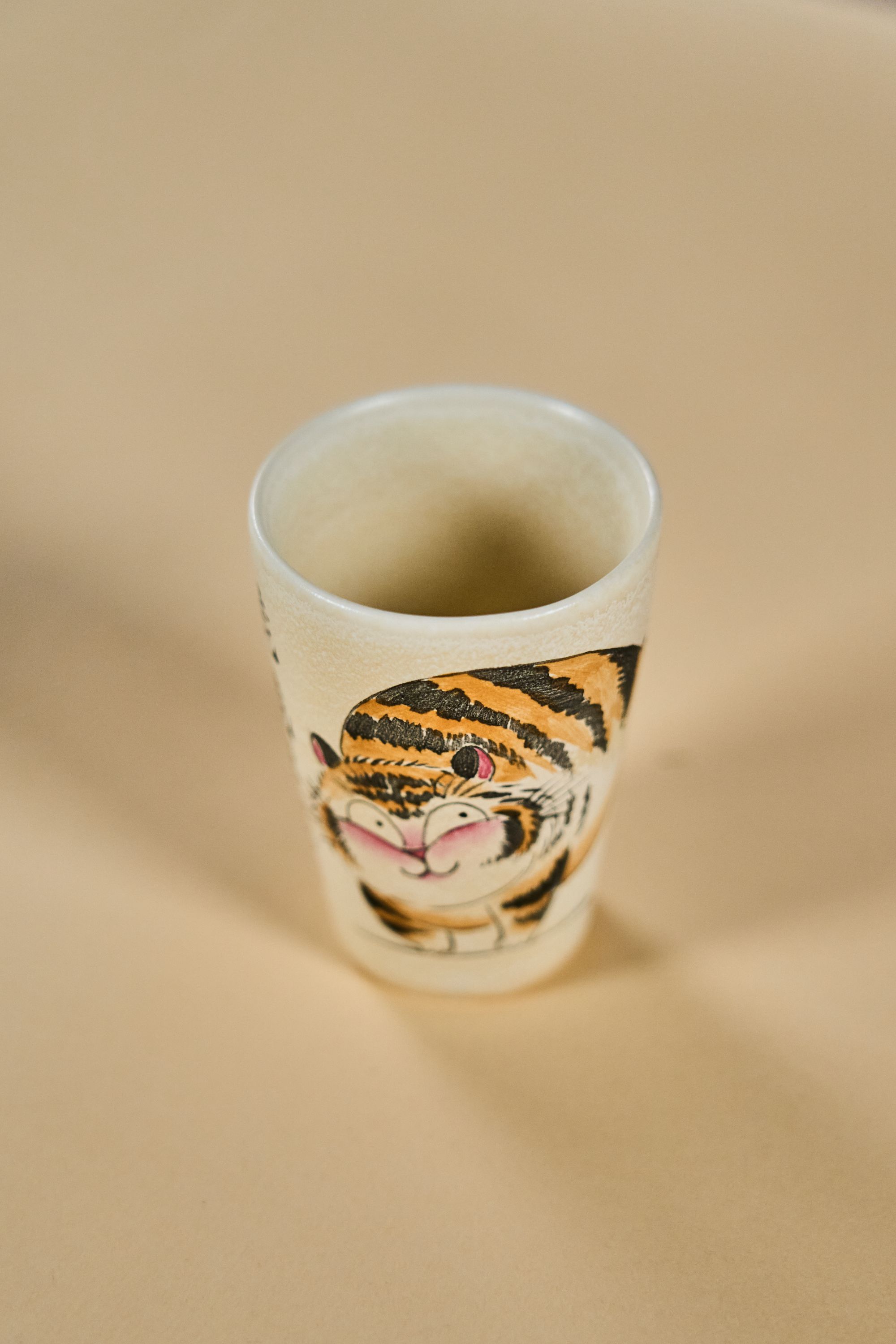 景德镇高温颜色釉手绘虎墩墩茶杯特色功夫茶具主人杯