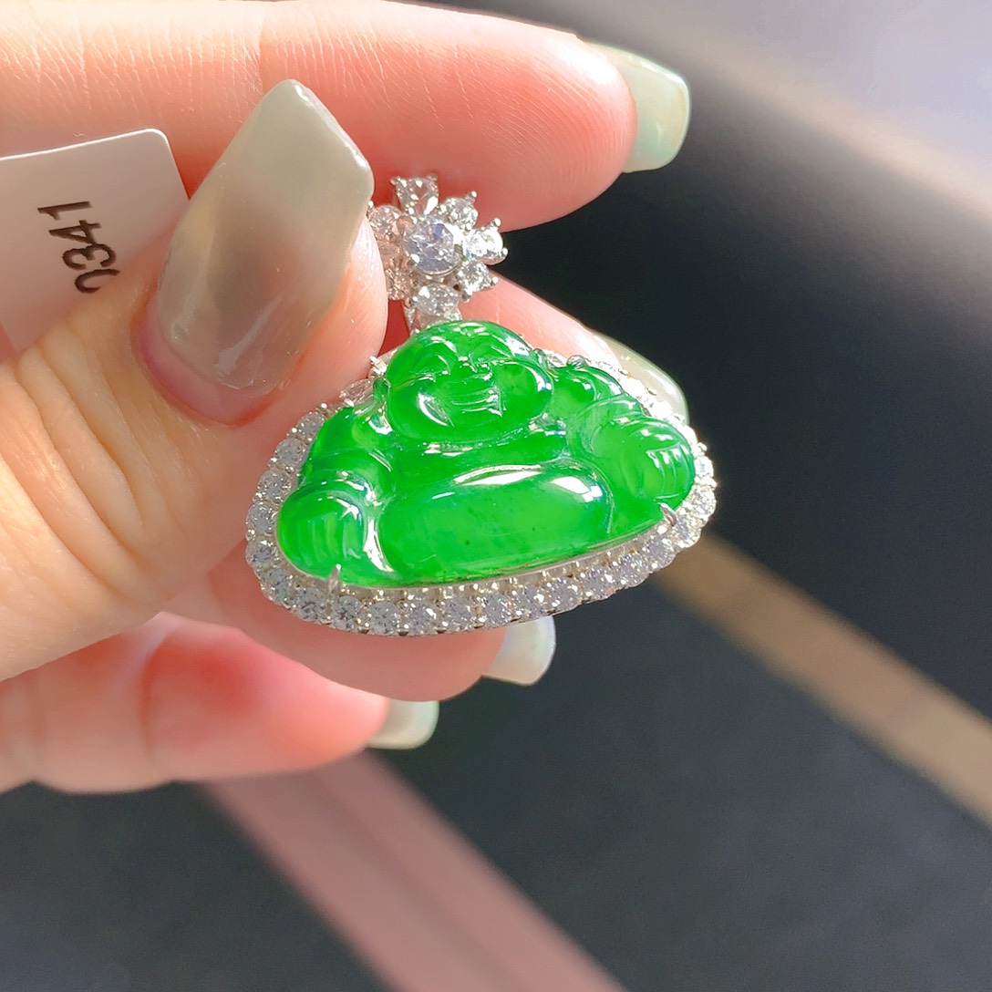 翡翠颈饰银S925镶嵌翡翠