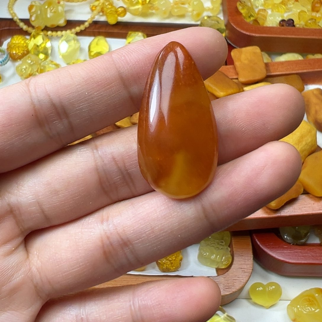 琥珀吊坠(不含链)未镶嵌
