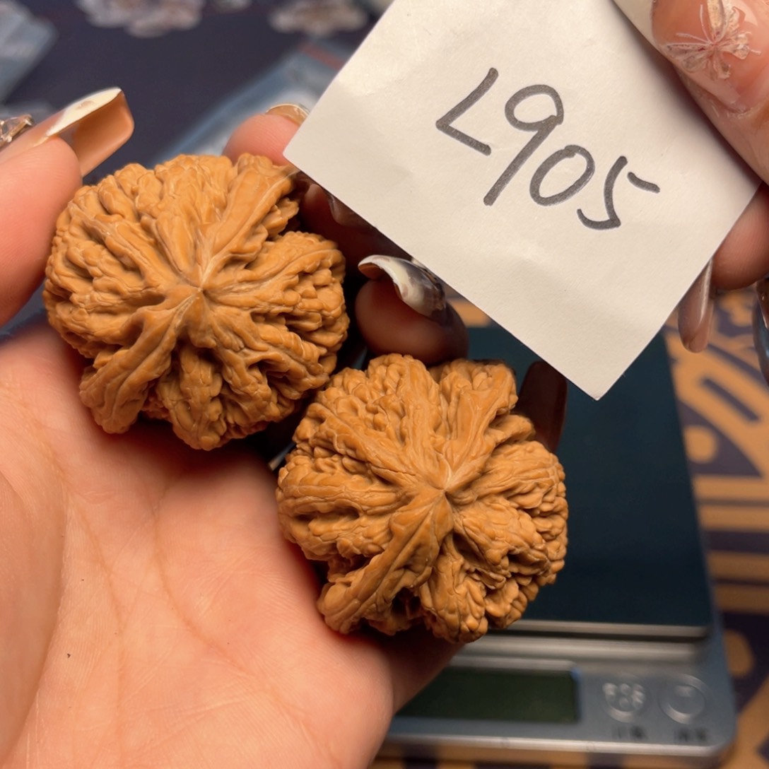 文玩核桃把件粗筋45