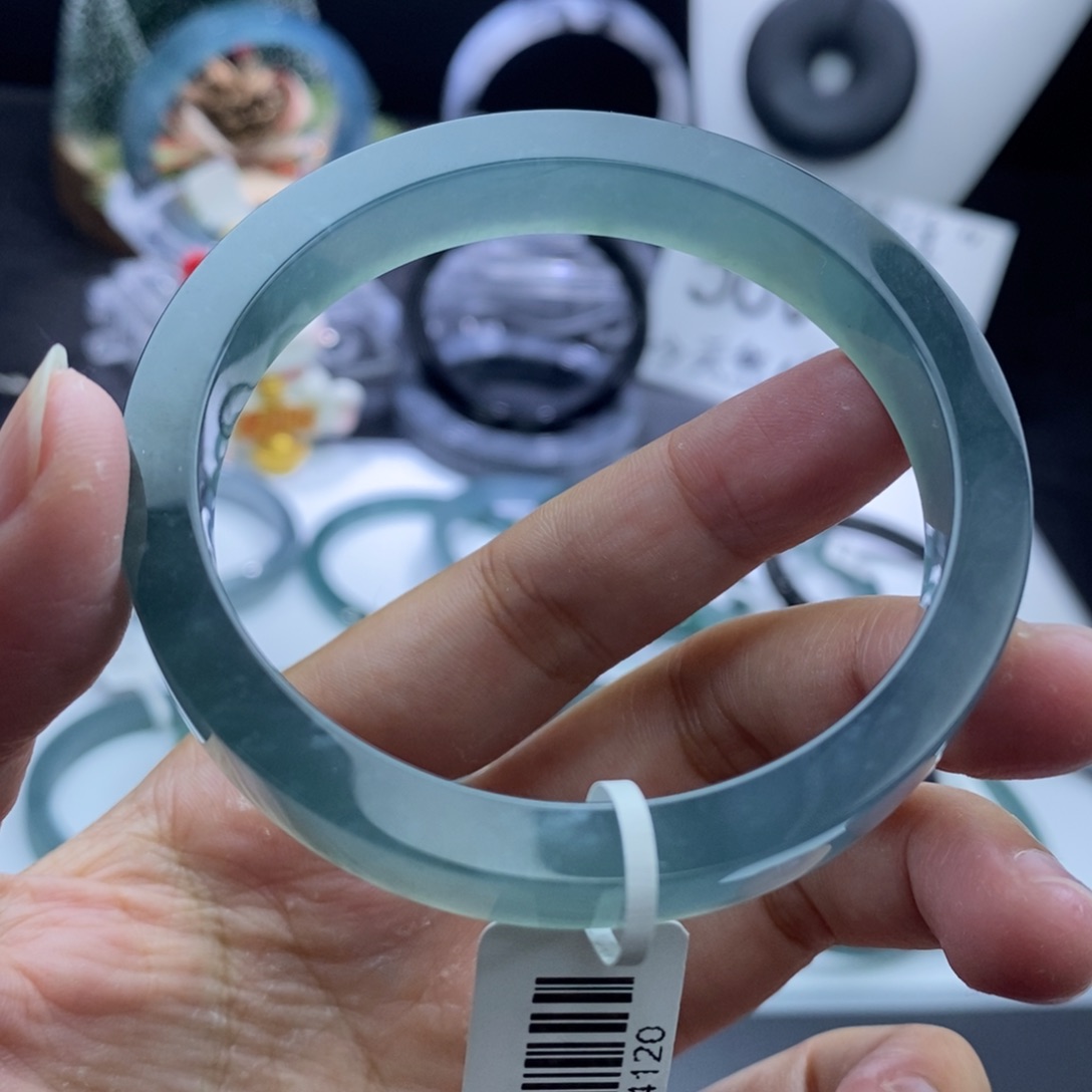 定制翡翠未镶嵌成品买断冰蓝小宽方56.2