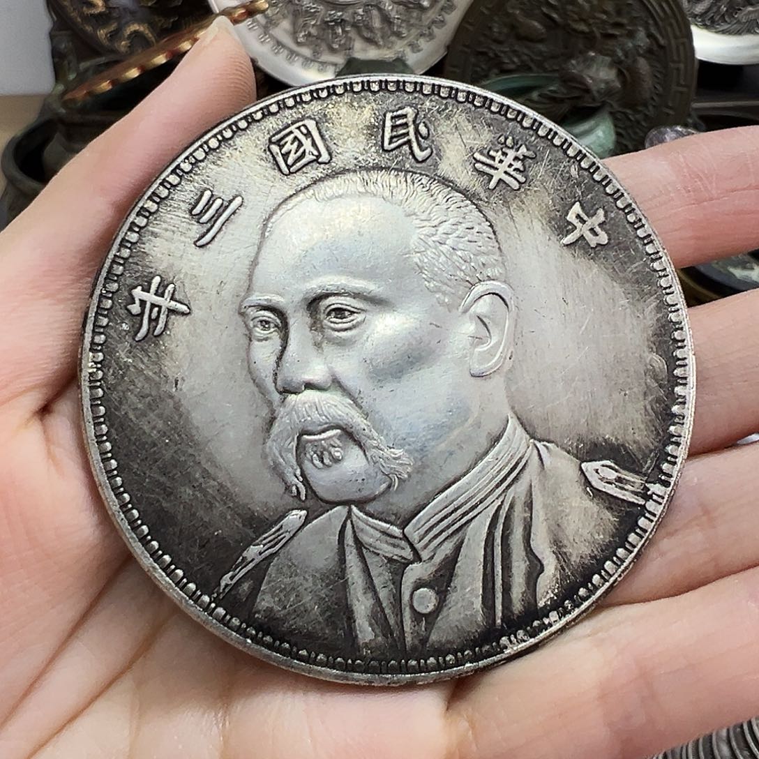 金属复古风格摆件