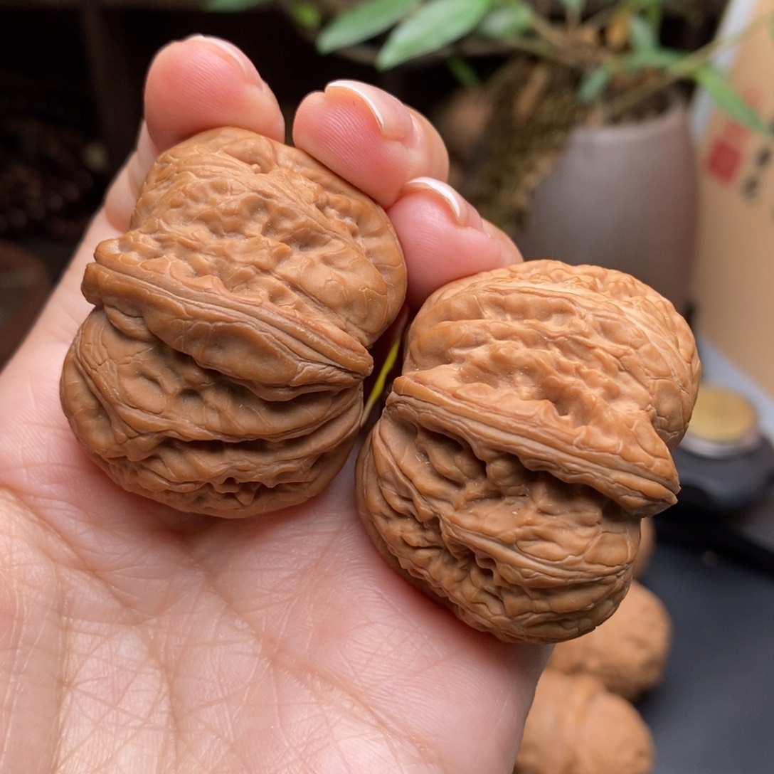 文玩核桃把件40元宝