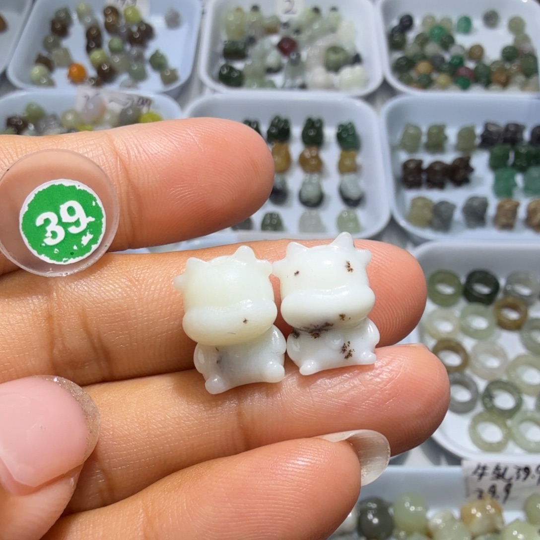 和田玉未镶嵌珠宝奇石