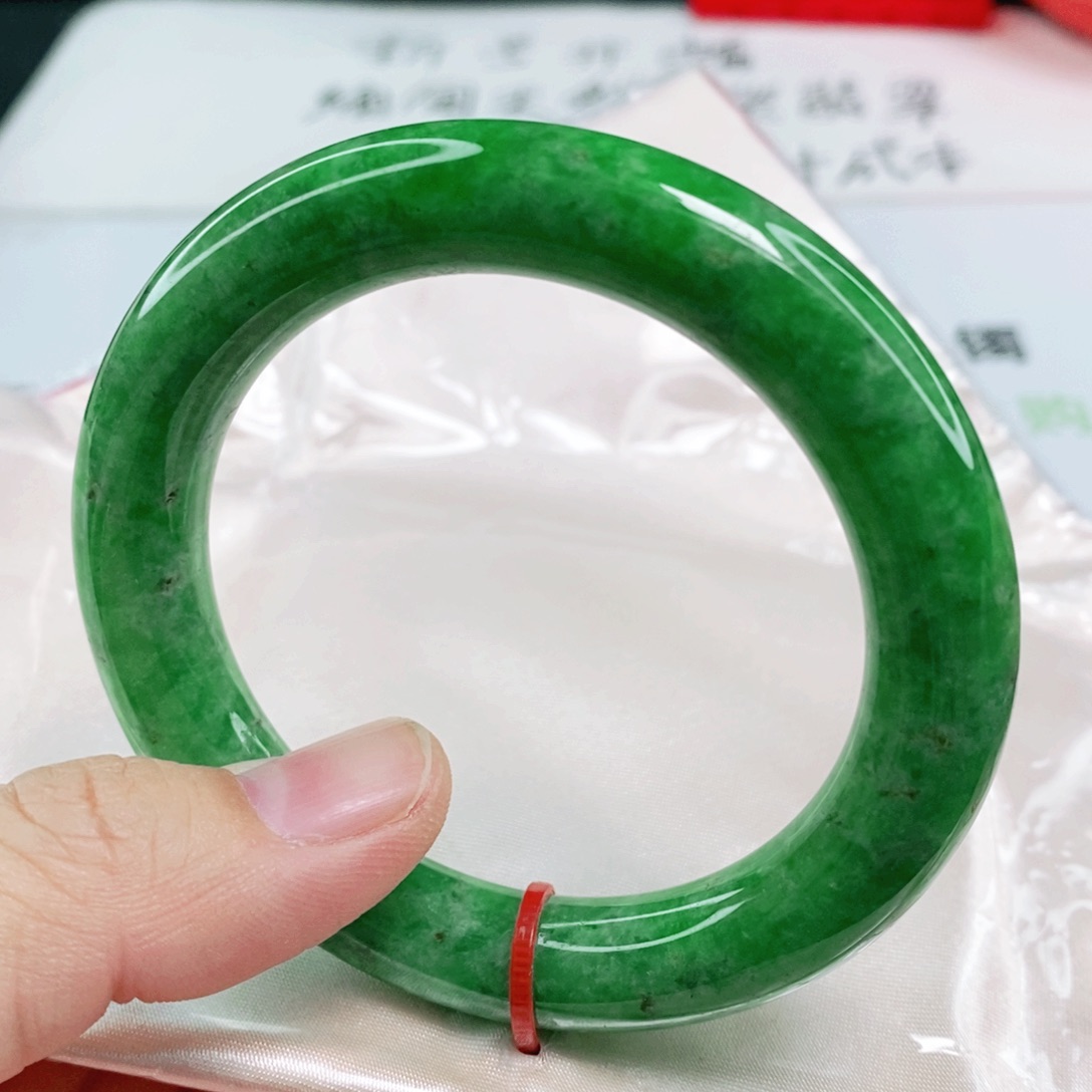 未镶嵌手镯翡翠54.8圈口圆条毕业