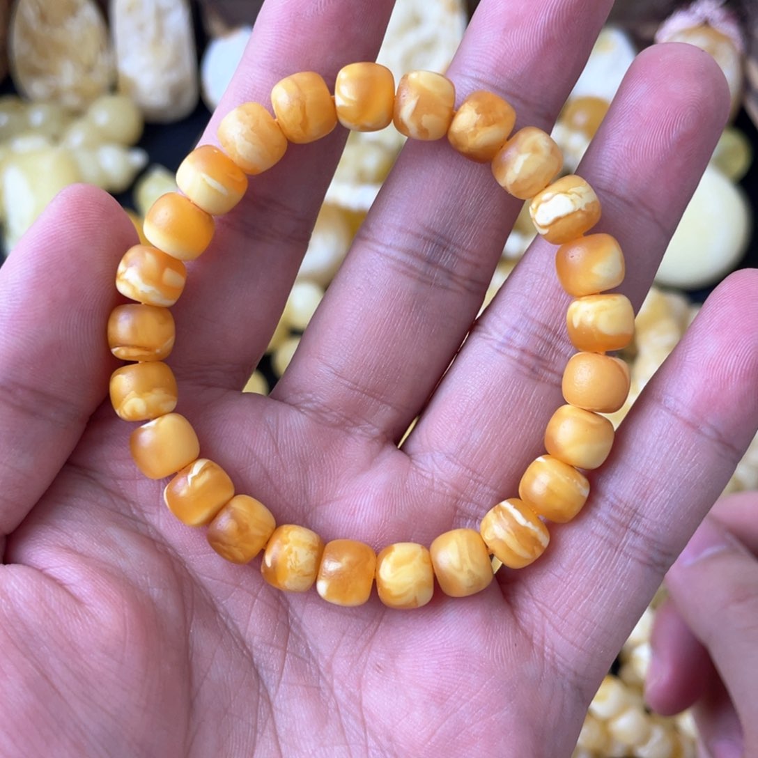 琥珀手串未镶嵌无**乐8+俄料金白橘皮老花蜡精工老型手串