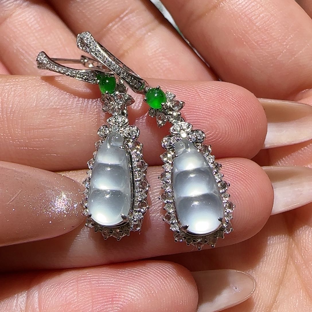 【闪购商品】18K金镶嵌翡翠耳饰天然