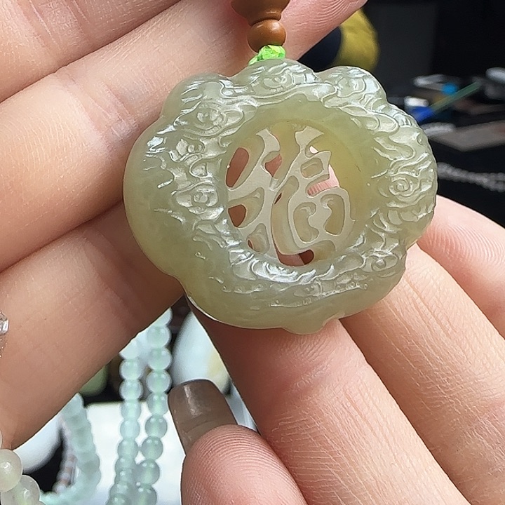 和田玉挂件未镶嵌定制发货