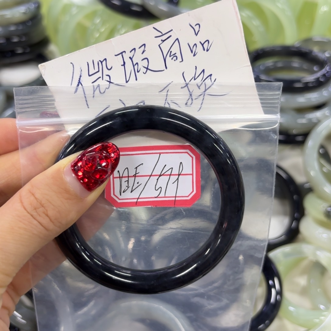 蛇纹石玉手镯未镶嵌涞*