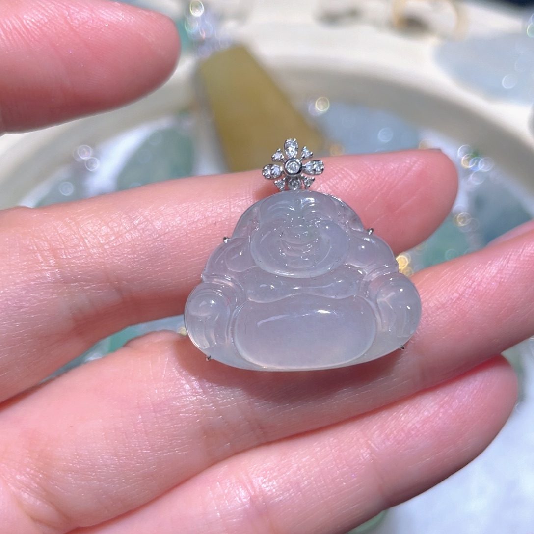 翡翠颈饰18K金镶嵌翡翠