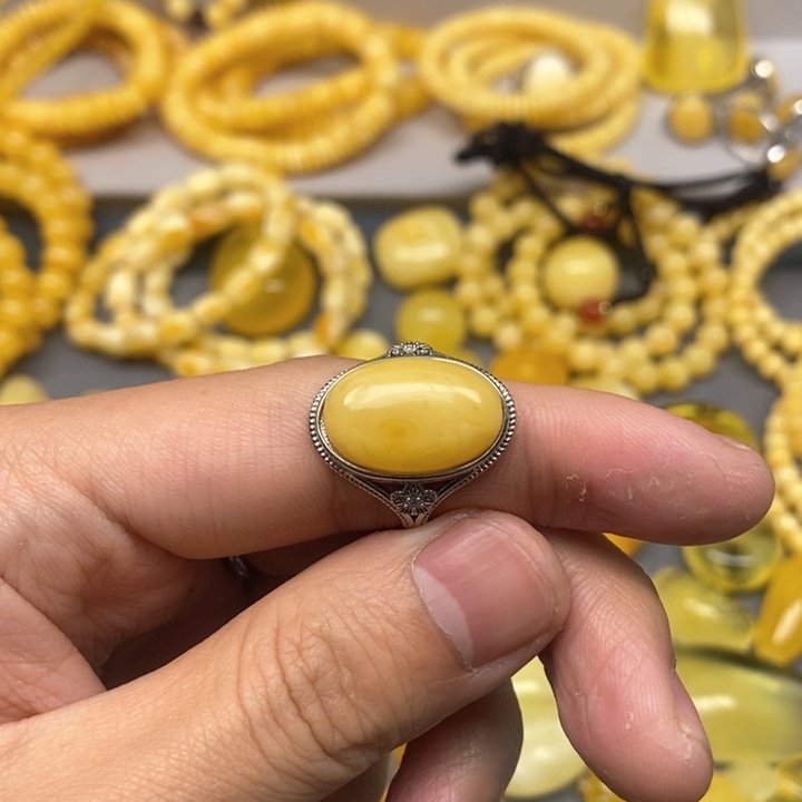 未镶嵌琥珀珠宝奇石木*子