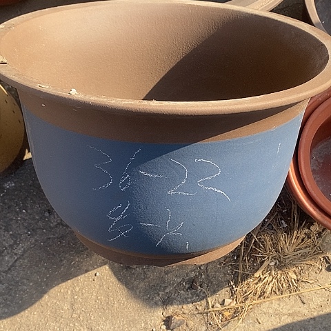 紫砂中国宜兴紫砂花盆，