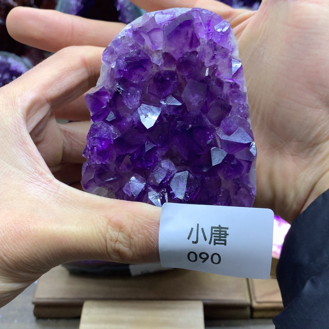 紫晶大型摆件（非配饰）未镶嵌