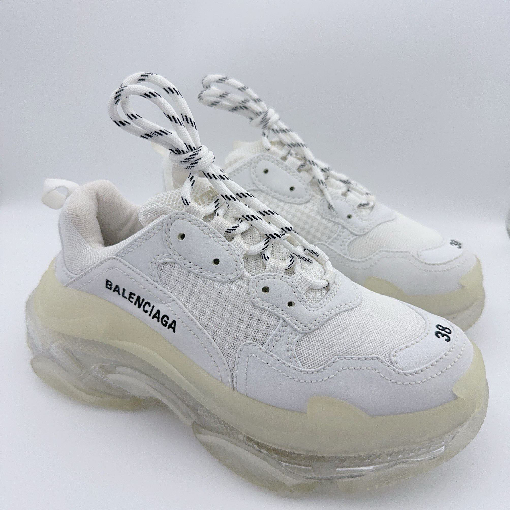 99新 Balenciaga/巴黎世家 38码/白色气垫老爹鞋/01083