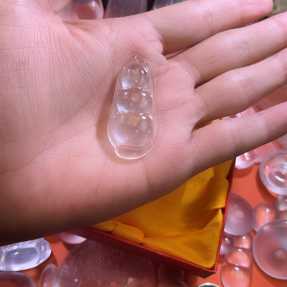 石英质玉未镶嵌颈饰