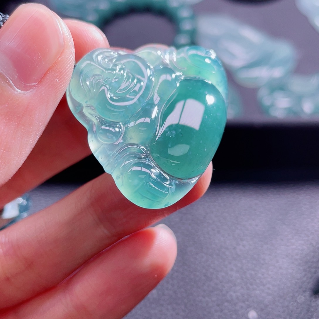 翡翠颈饰未镶嵌99999999