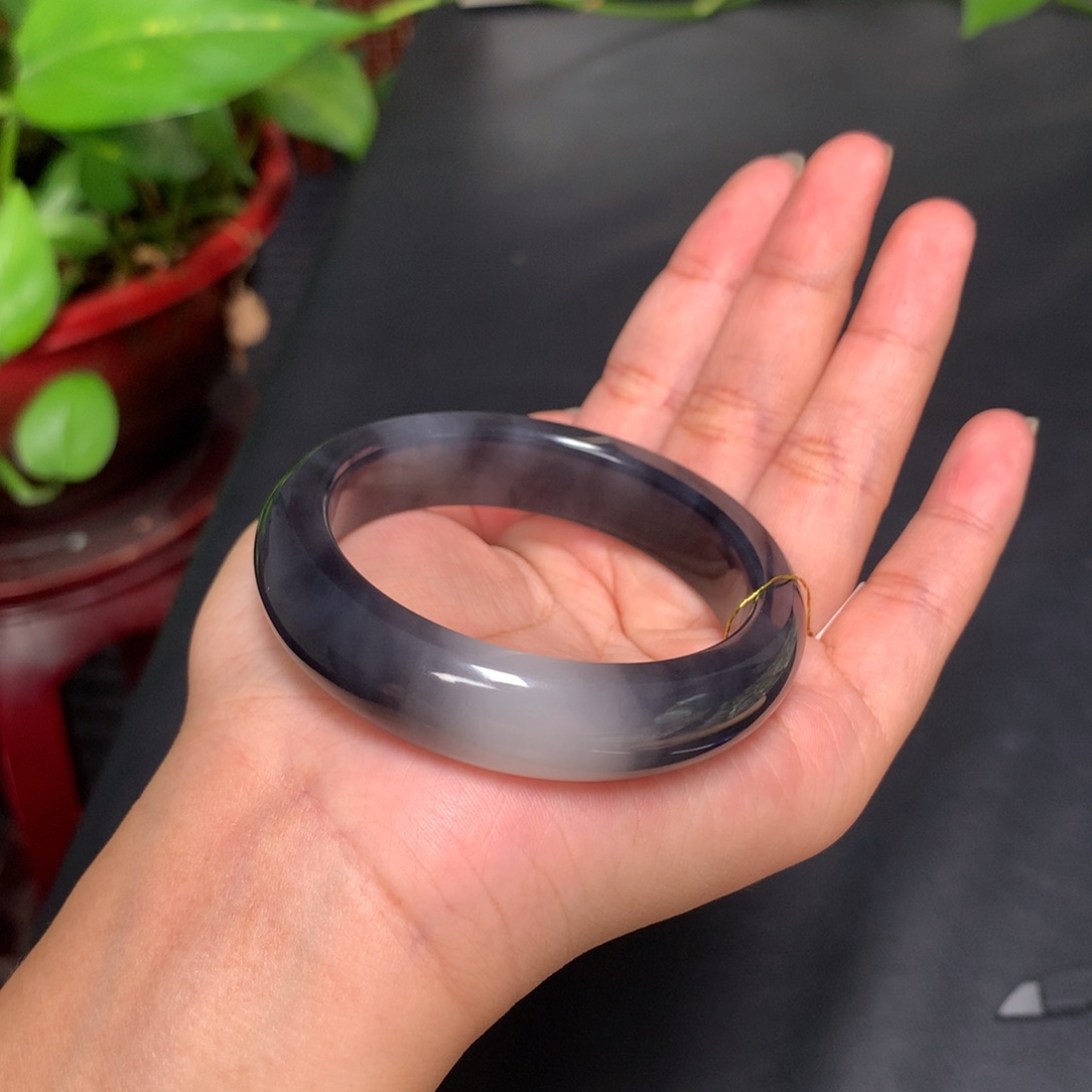 和田玉手镯未镶嵌52