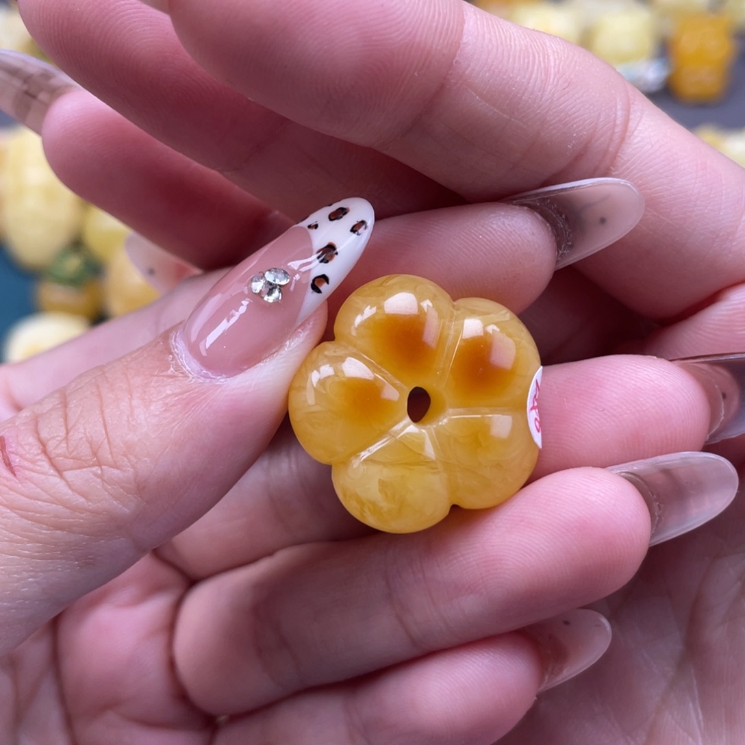 裸石琥珀未镶嵌蜜蜡