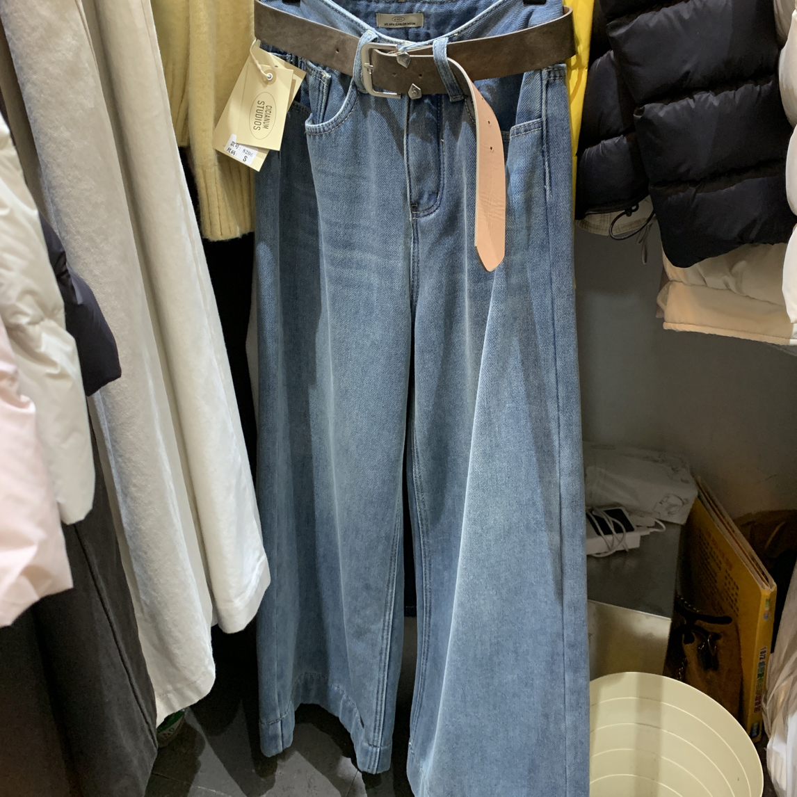 冬季加绒高腰阔腿牛仔裤宽松显瘦百搭复古做旧适合梨形身材
