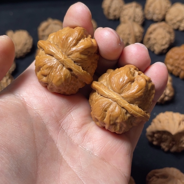 记***P把件文玩核桃蛤蟆头35mm有修