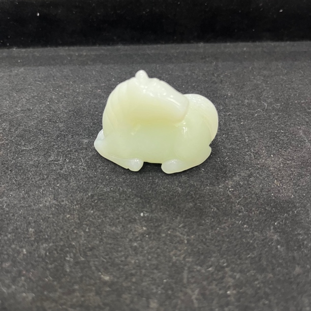 精品和田玉马到成功，尺寸4.6*3.6*2.3厘米，重量47