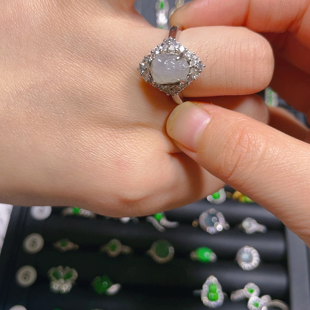 翡翠戒指银S925镶嵌戒指