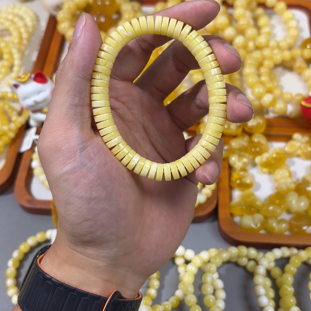 琥珀未镶嵌手链卡 9mm 奶白药片