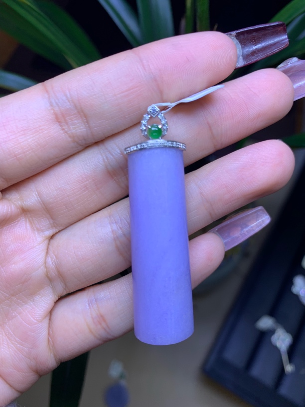 18k金天然翡翠吊坠