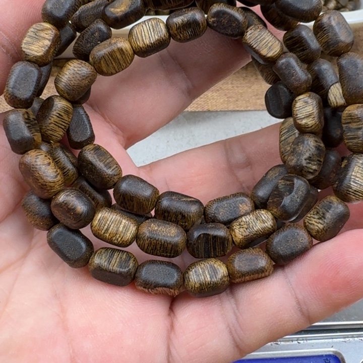 悠***8沉香手串张勺子手串21克加