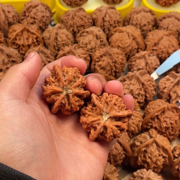 桃***子吊坠桃核盘山三棱