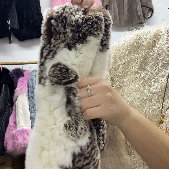 三醋酯纤维围巾4556