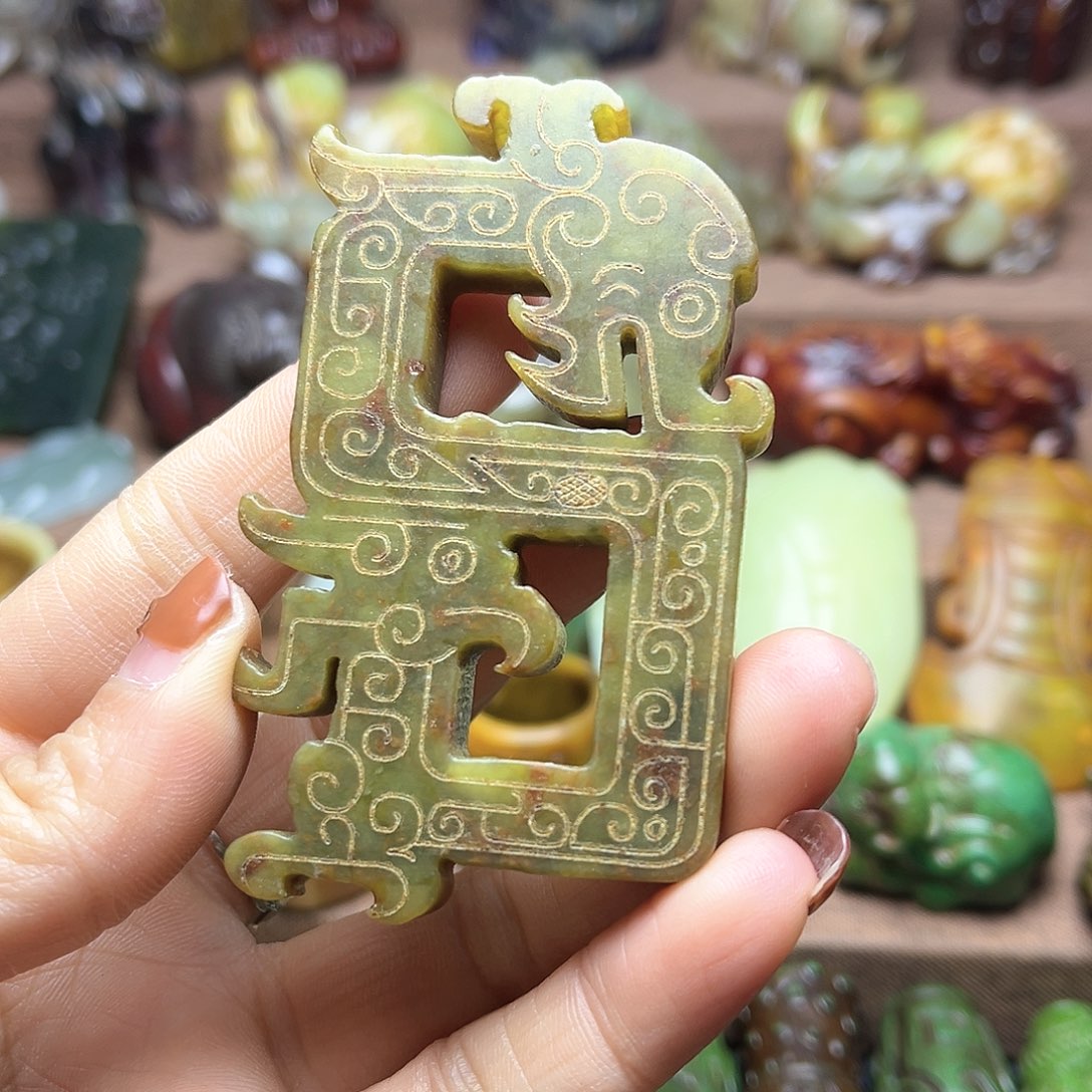 白玉菩提吊坠72。。