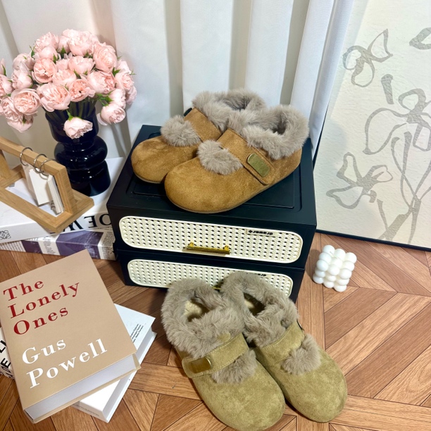 2025秋冬新款复古搭扣休闲鞋女潮百搭舒适平底鞋韩版简约时尚棉鞋