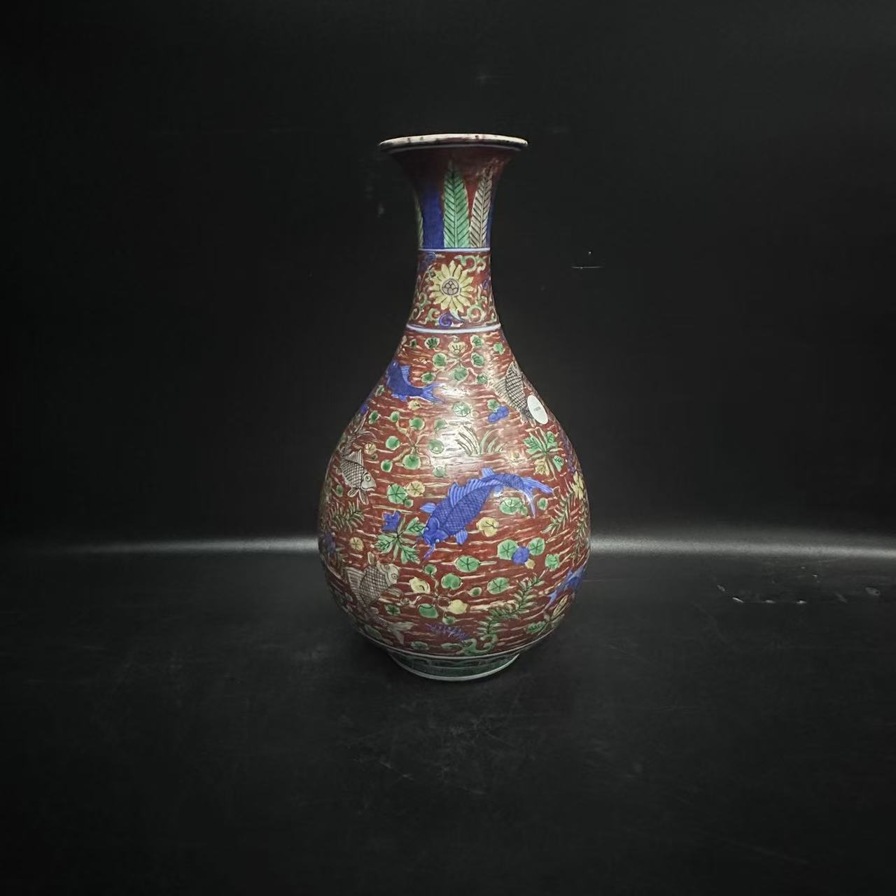 明代嘉靖/青花五彩玉藻纹玉壶春瓶