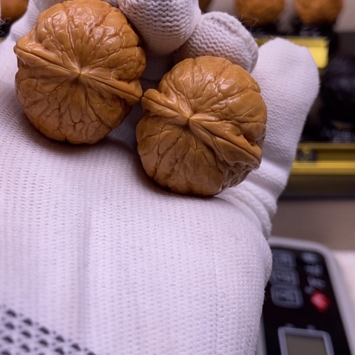 文玩核桃把件黄金豆元宝32尺