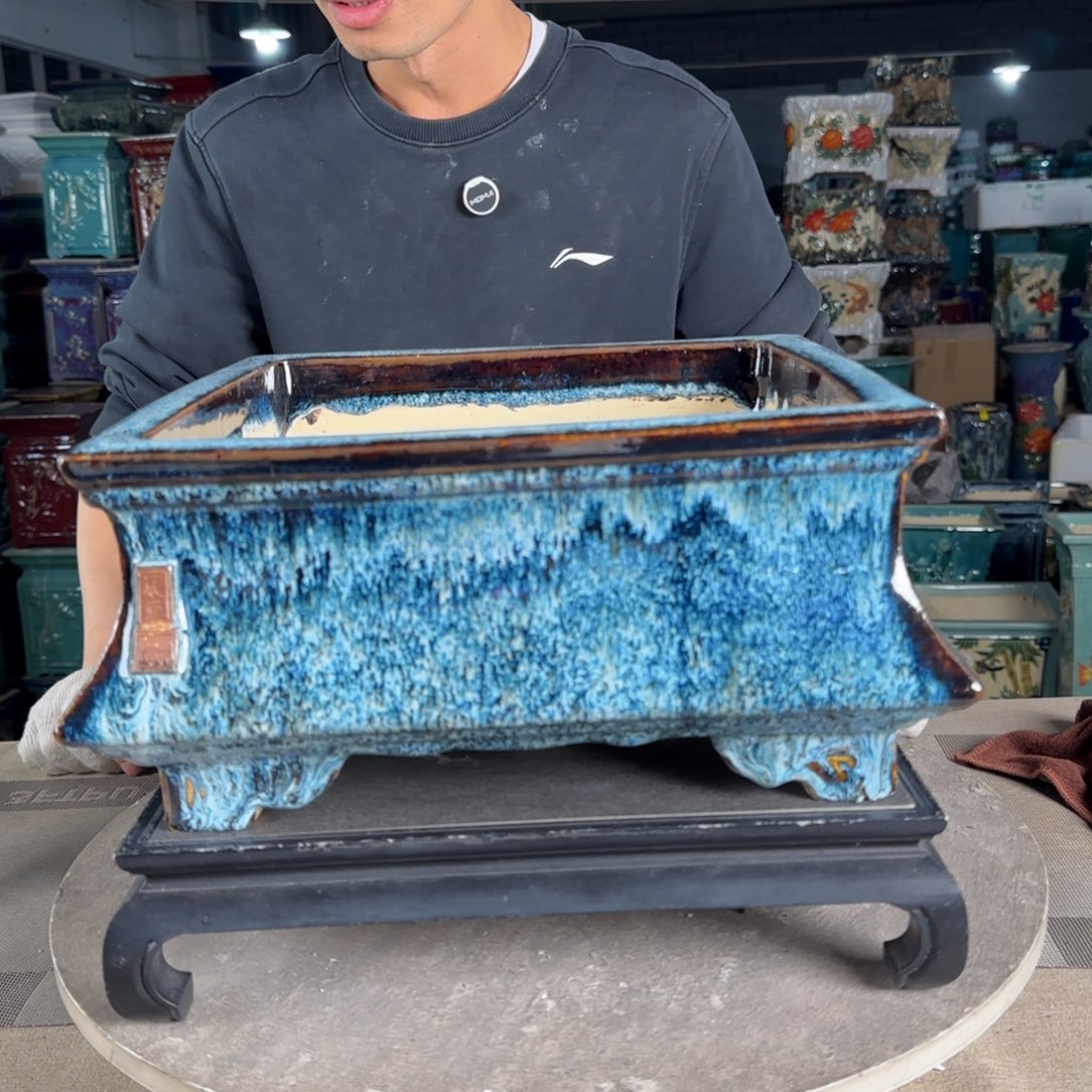 一风堂石湾花盆。