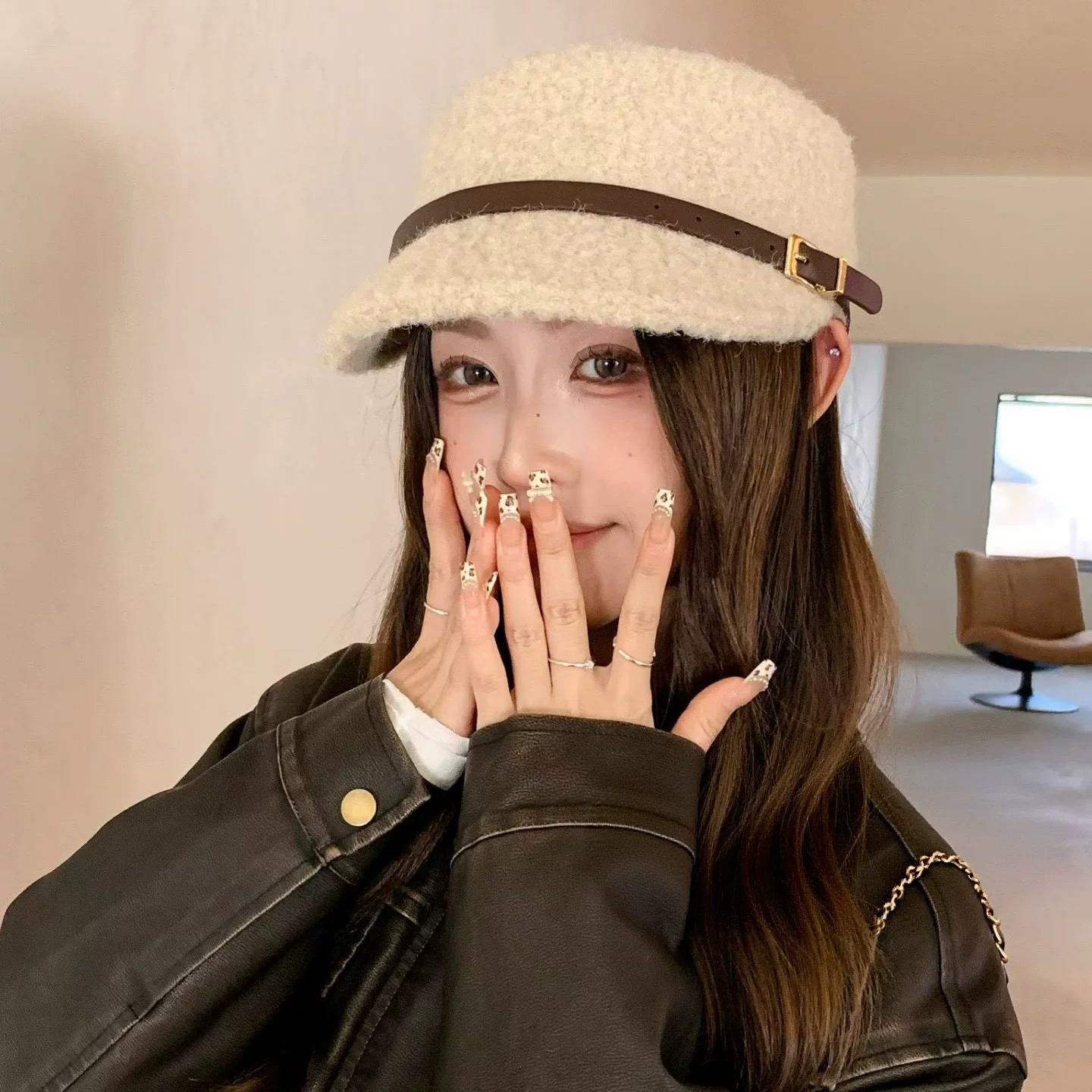 秋冬新款毛绒平顶马术帽女保暖百搭显脸小帽子