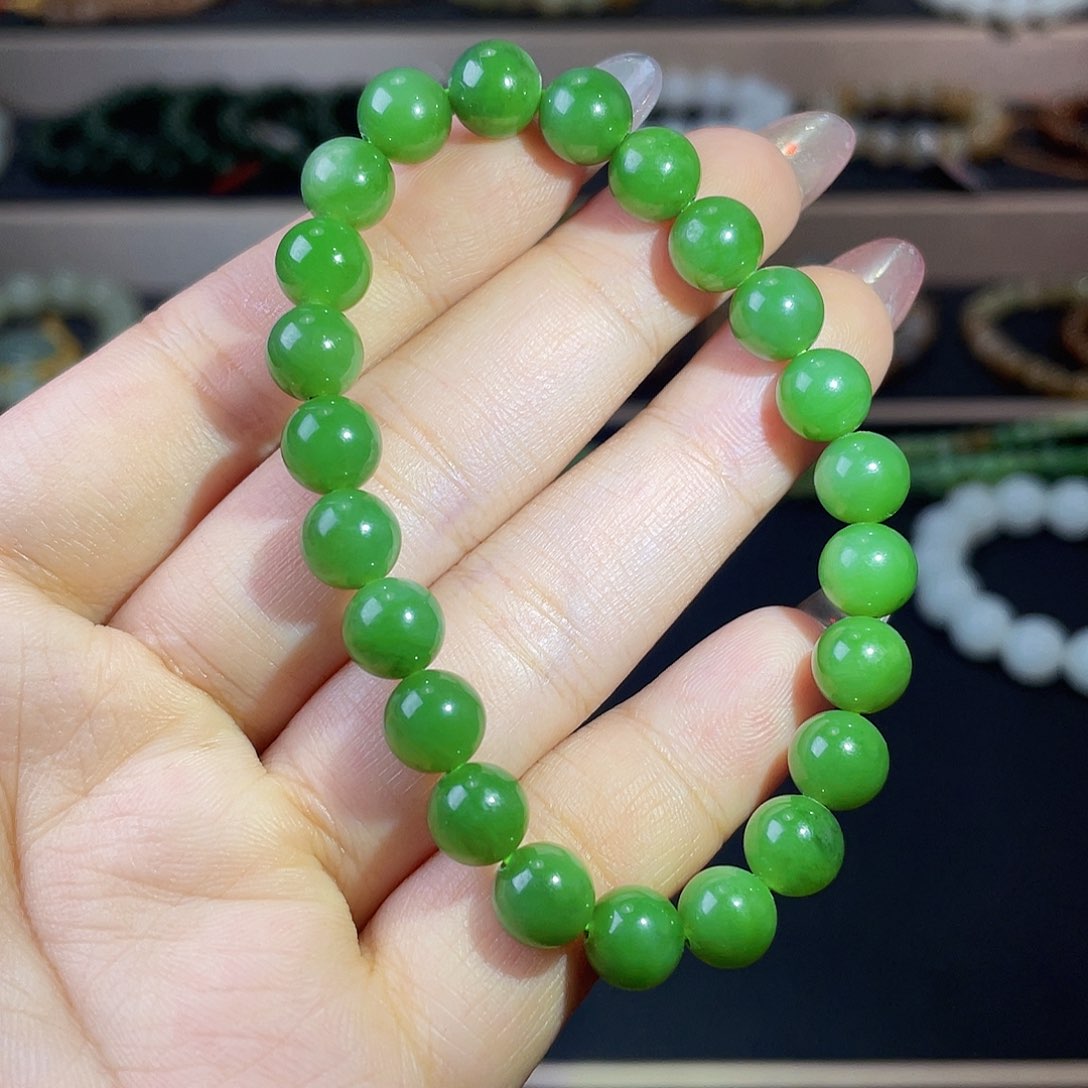 手链未镶嵌和田玉（碧玉）8.0 俄