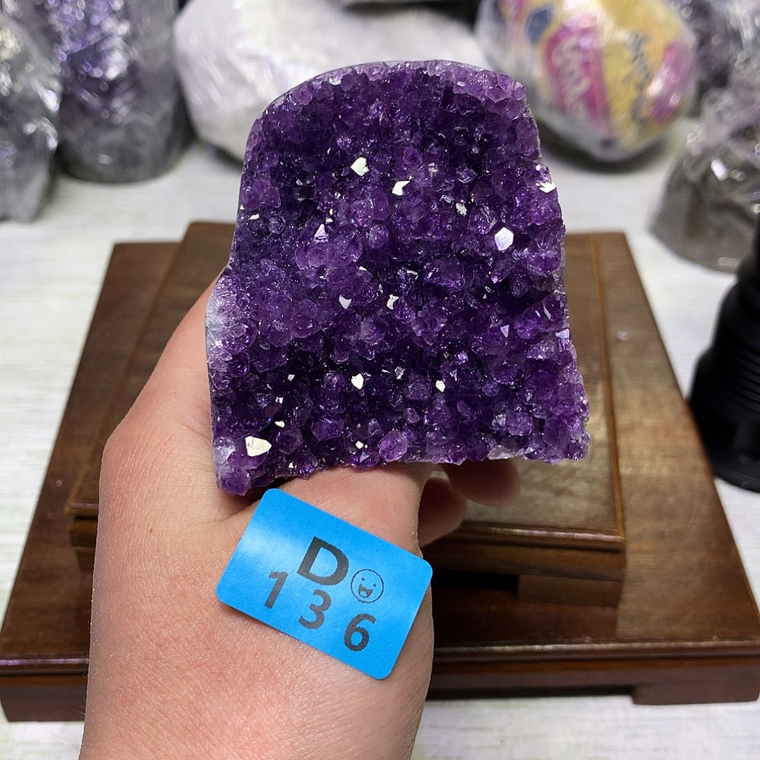 紫晶大型摆件（非配饰）未镶嵌