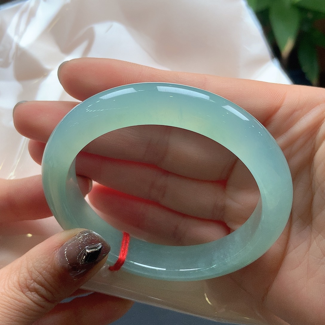 翡翠未镶嵌手镯13