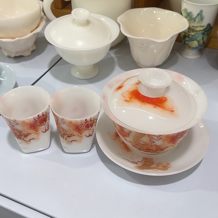 福利待遇多多哦哦哦哦