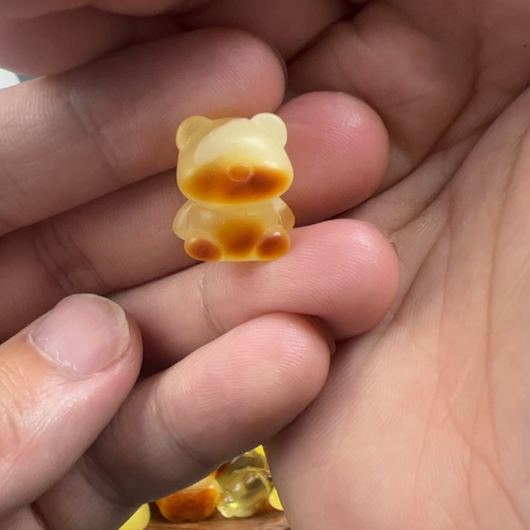 琥珀珠宝奇石未镶嵌