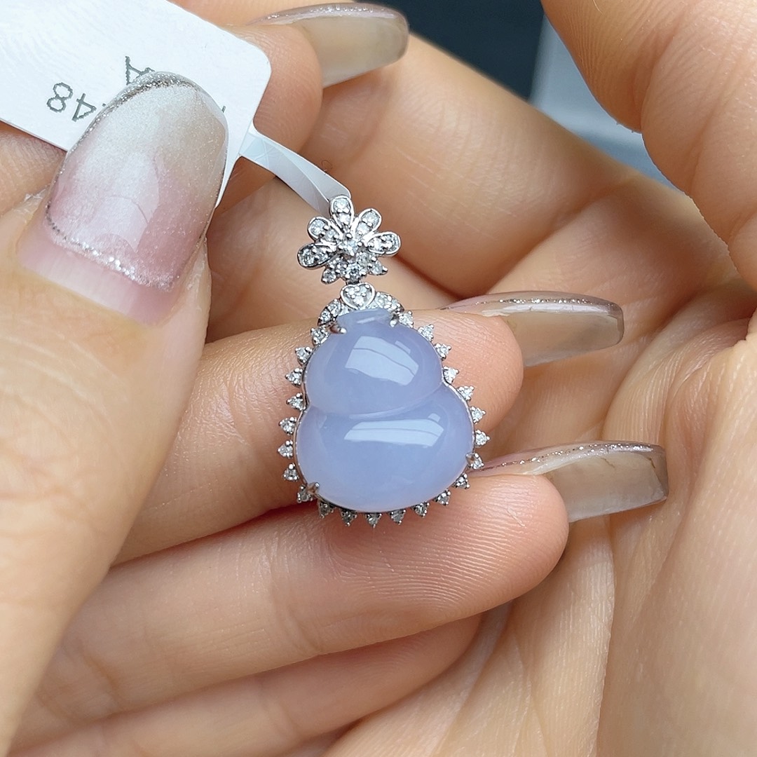 翡翠颈饰18K金镶嵌回流