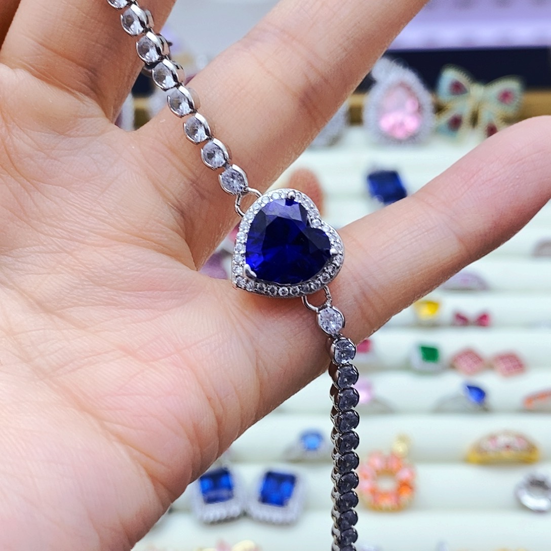 手链蓝宝石未镶嵌