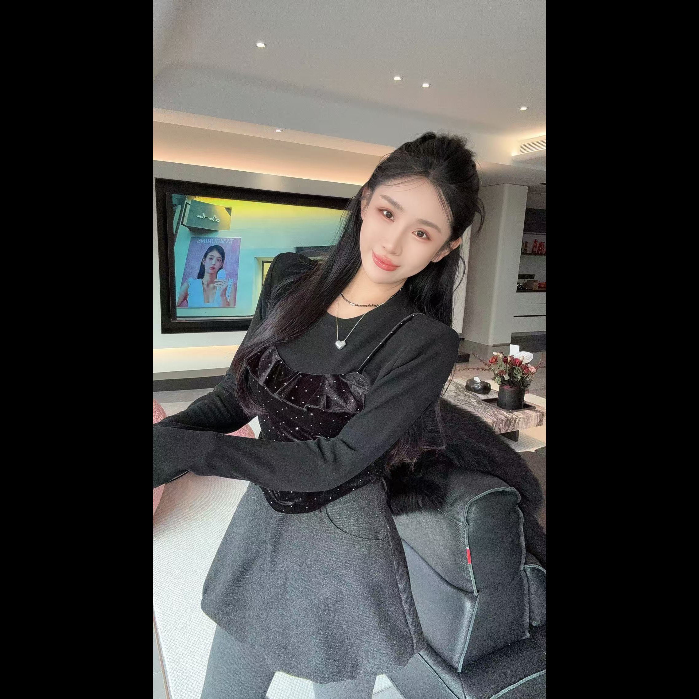 LIN-【夜宴星河】双面德绒T➕烫钻丝绒吊带两件套上衣